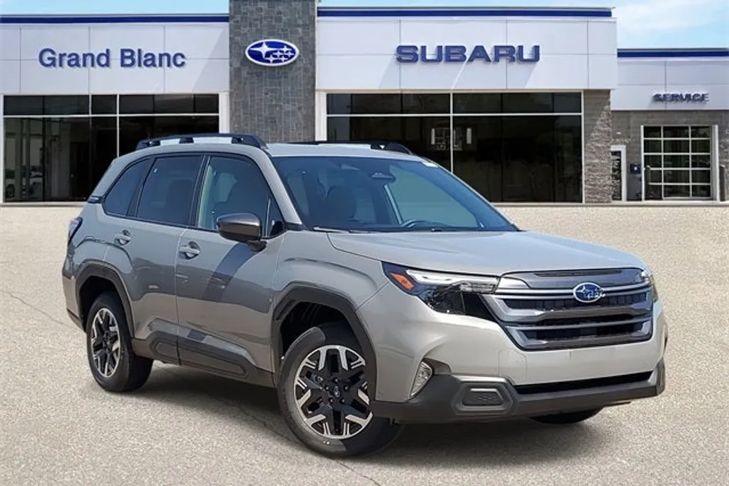 2025 Subaru Forester Premium photo 1