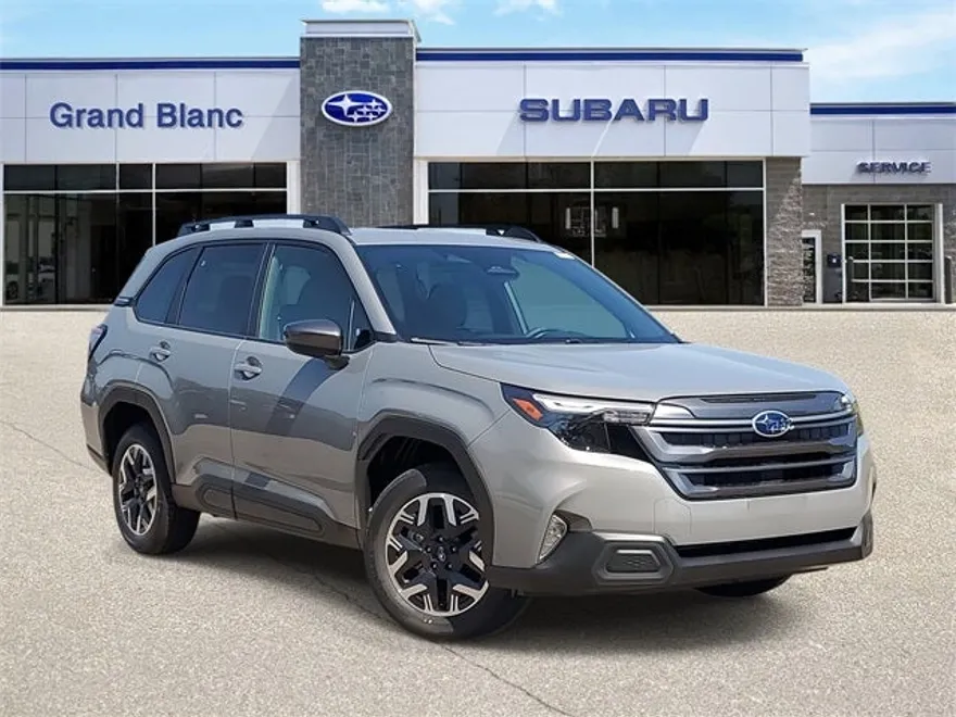 2025 Subaru Forester Premium photo 1