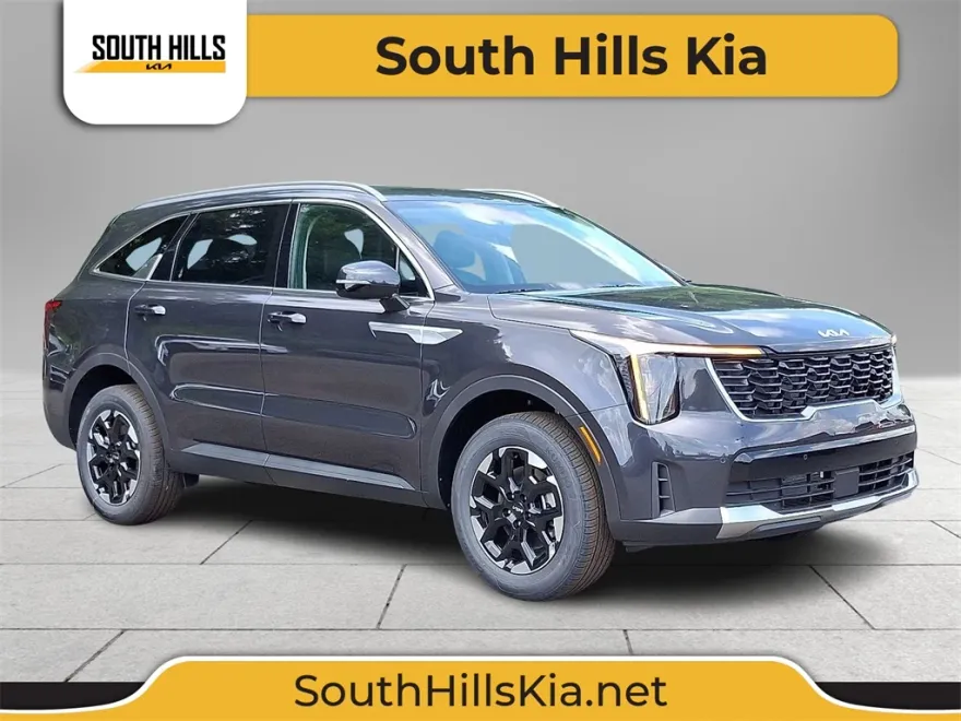 2025 Kia Sorento S photo 1