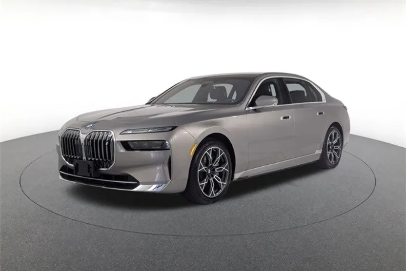 2025 Bmw i7 xDrive60 photo 1