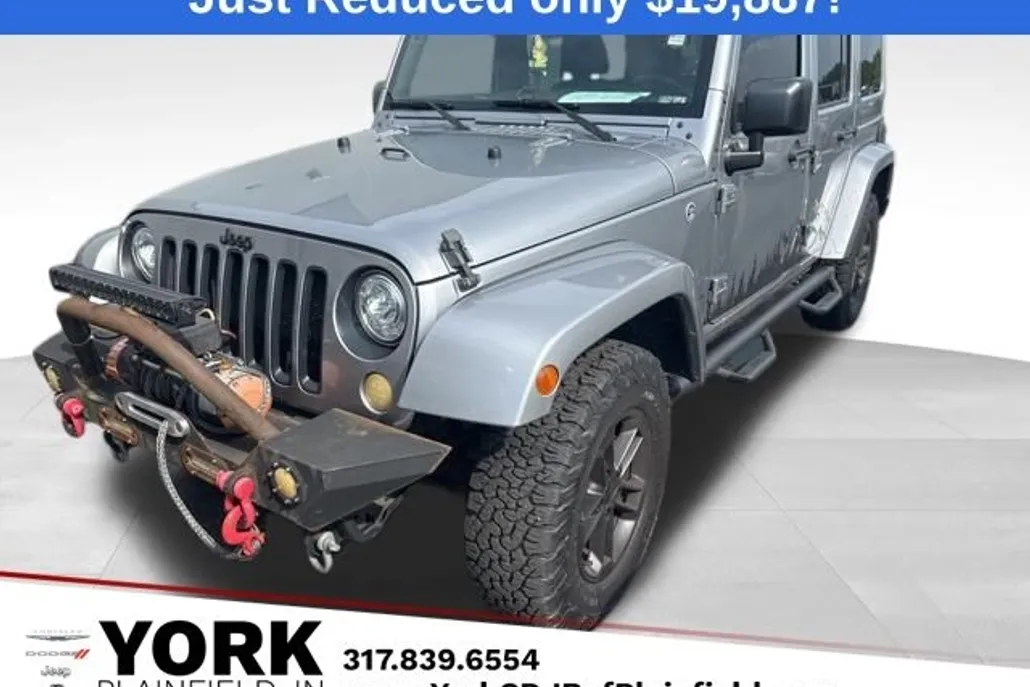 2017 Jeep Wrangler Unlimited Sahara photo 1