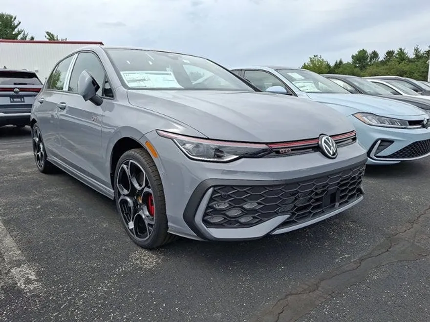 2025 Volkswagen Golf GTI Autobahn photo 1