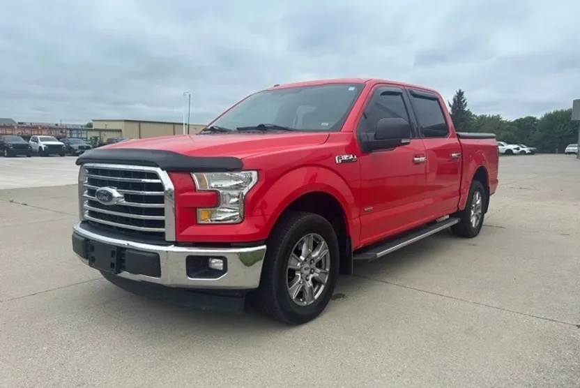 2016 Ford F-150 XLT photo 1