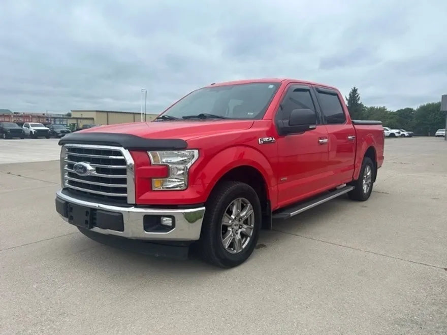 2016 Ford F-150 XLT photo 1