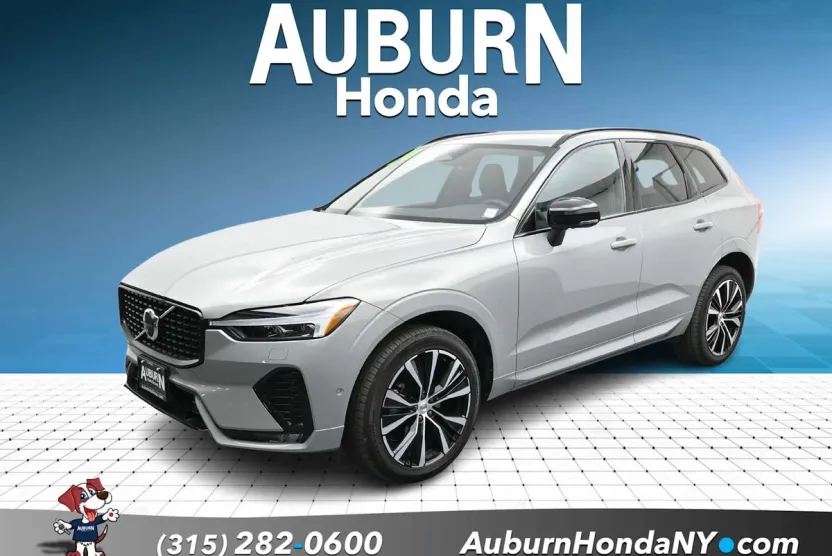 2024 Volvo XC60 B5 Plus photo 1