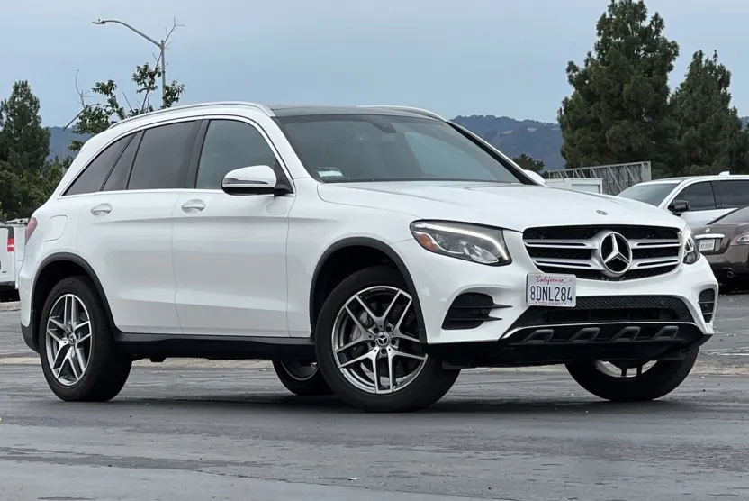 2018 Mercedes Benz GLC 300 photo 1