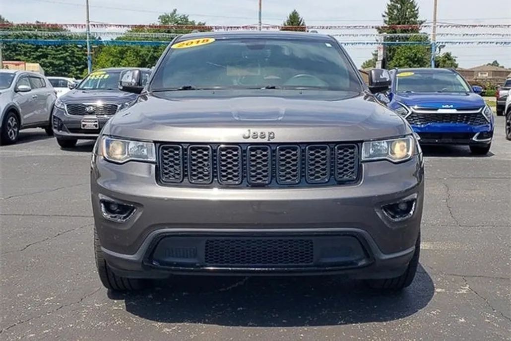 2018 Jeep Grand Cherokee Limited photo 1