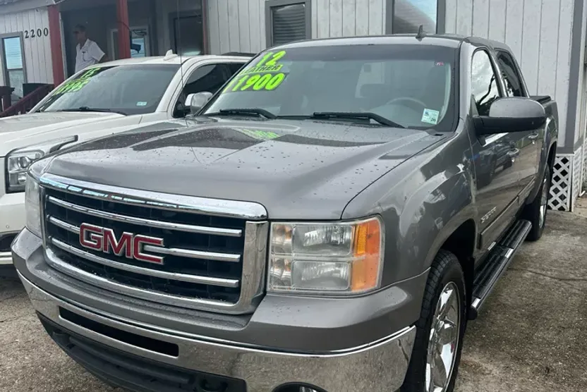 2012 Gmc Sierra 1500 SLT photo 1