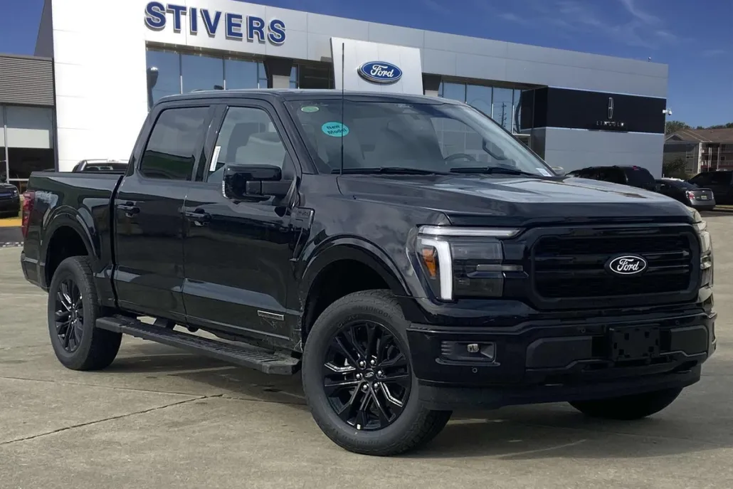 2025 Ford F-150 Lariat photo 1