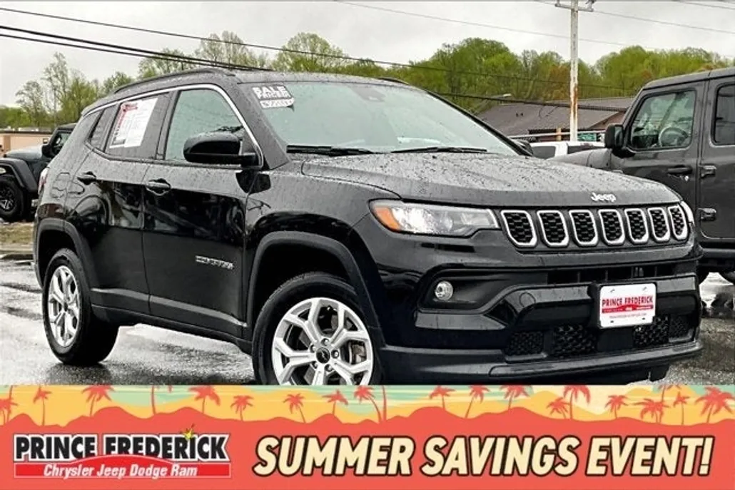 2025 Jeep Compass Latitude photo 1