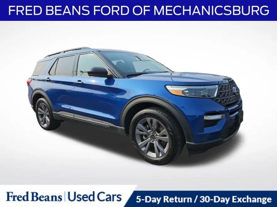2022 Ford Explorer XLT photo 1