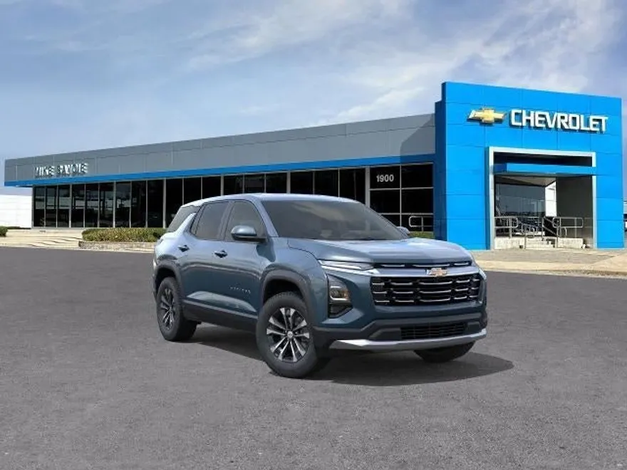 2026 Chevrolet Equinox LT photo 1