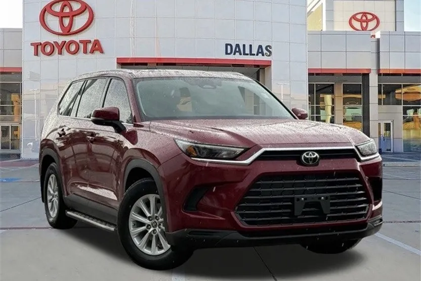 2025 Toyota Grand Highlander XLE photo 1