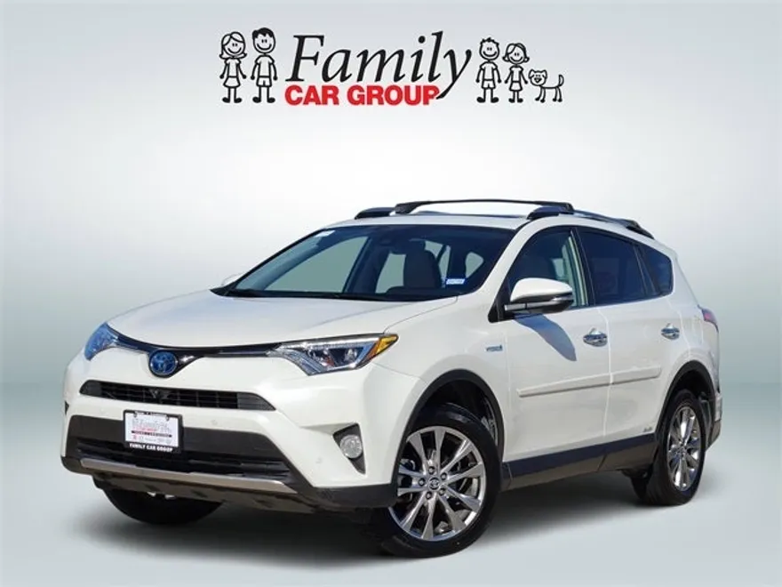 2017 Toyota RAV4 Hybrid Limited photo 1