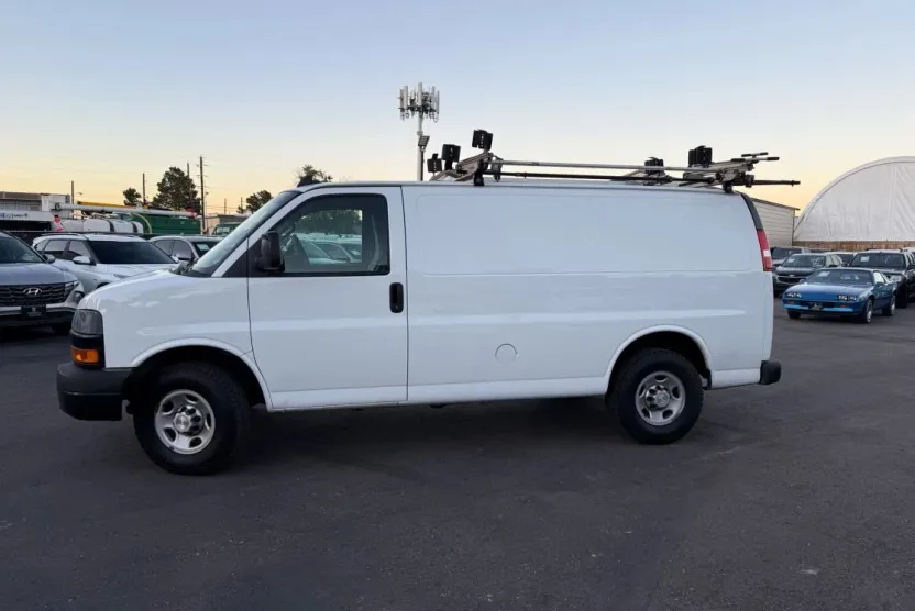 2019 Chevrolet Express 2500 Cargo Van photo 1