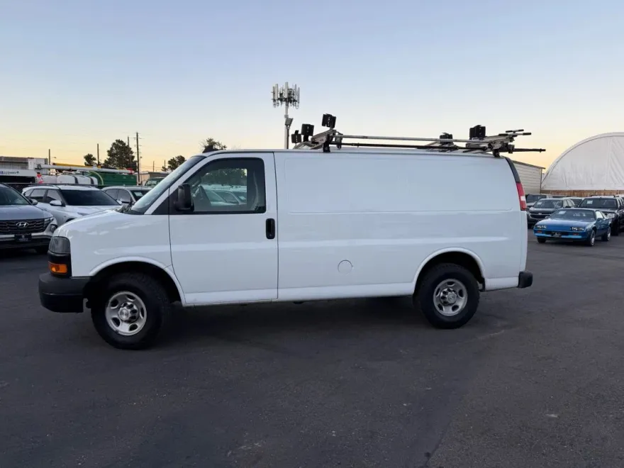 2019 Chevrolet Express 2500 Cargo Van photo 1