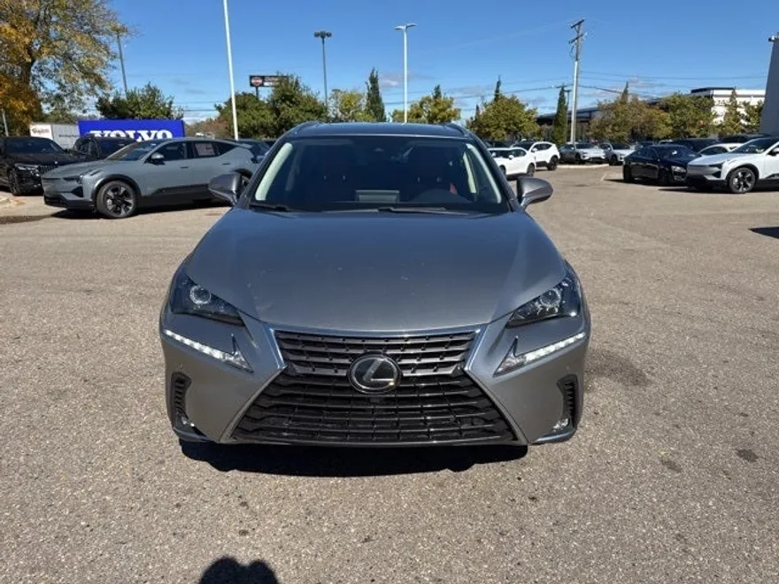 2021 Lexus NX 300 photo 1