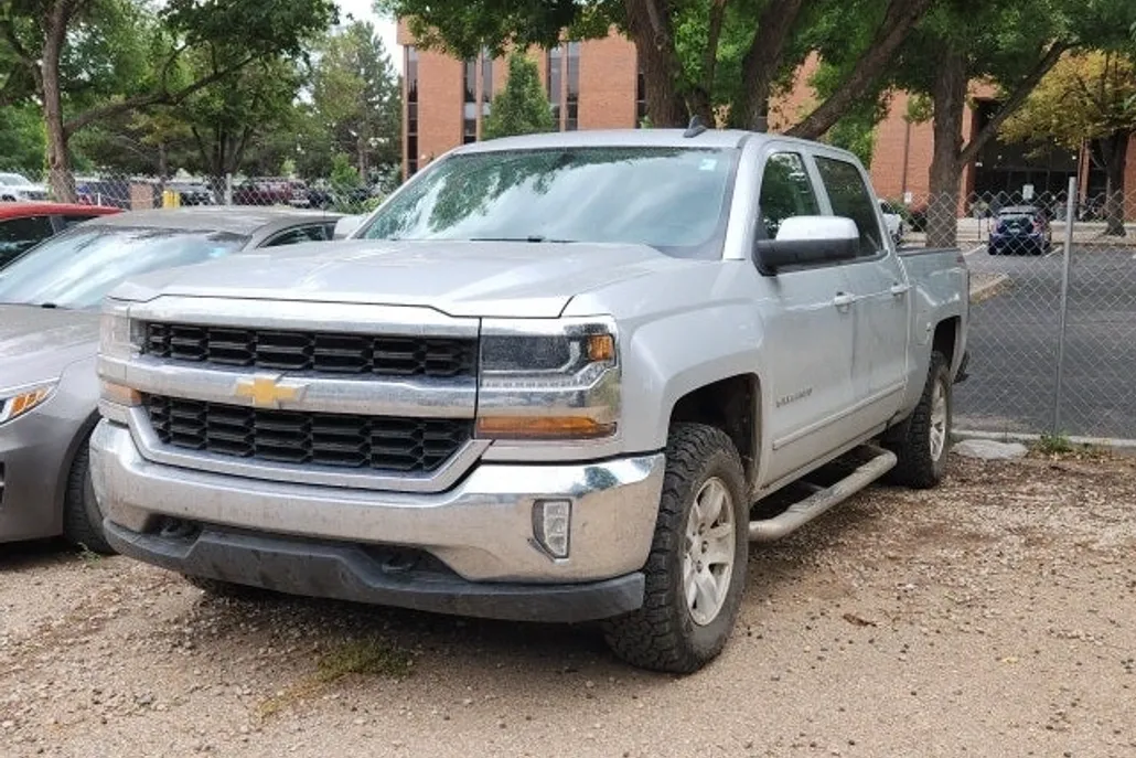 2018 Chevrolet Silverado 1500 LT1 photo 1