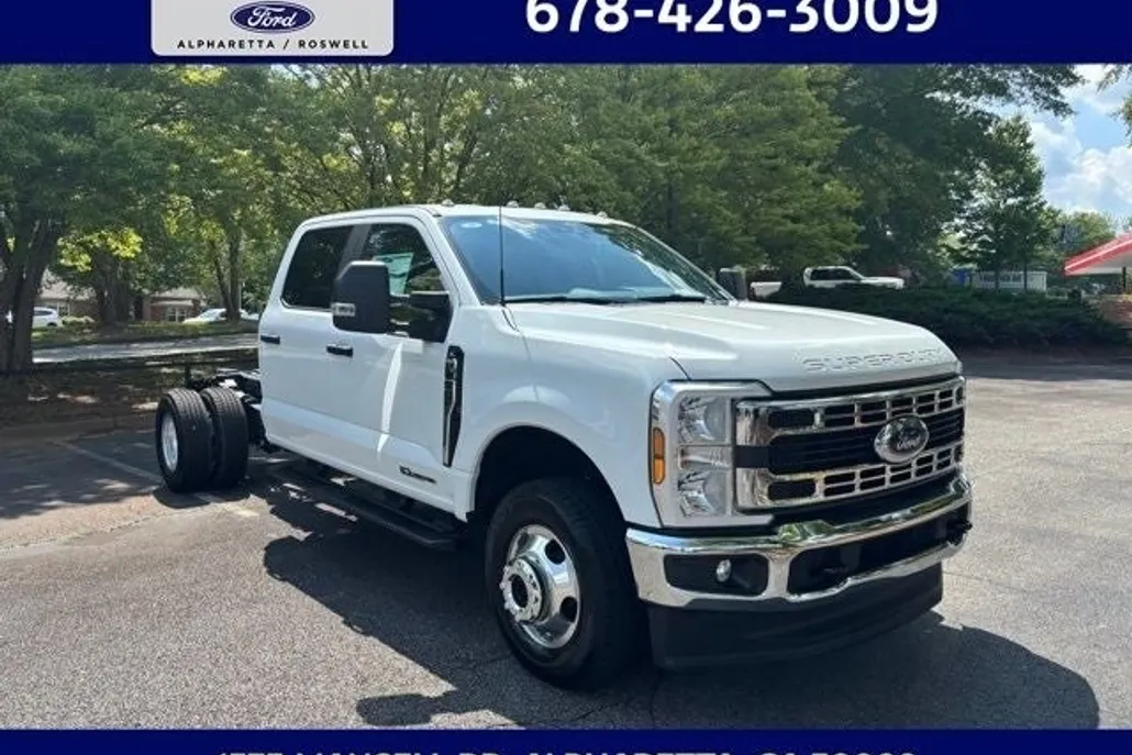 2025 Ford F-350 photo 1