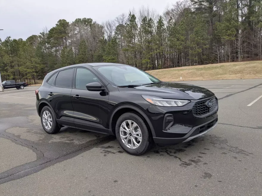 2025 Ford Escape Active photo 1