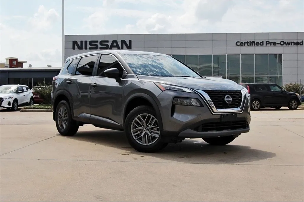 2022 Nissan Rogue S photo 1