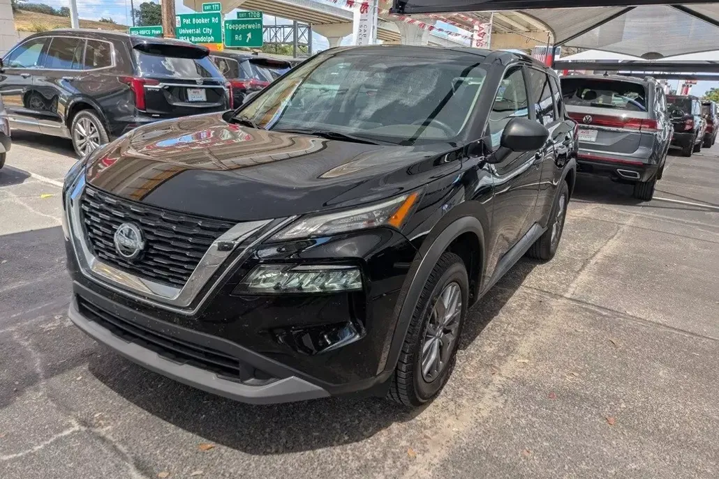 2023 Nissan Rogue S photo 1