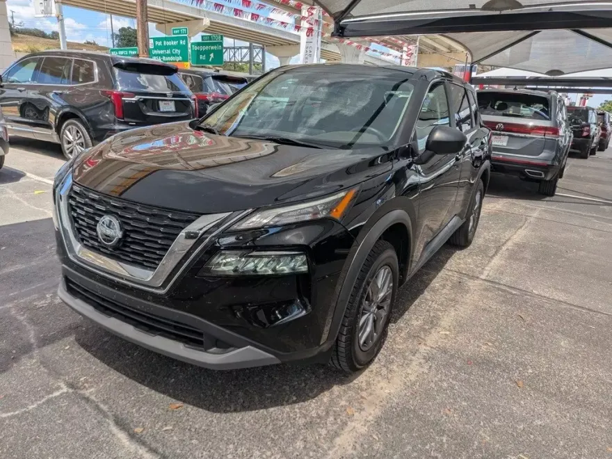 2023 Nissan Rogue S photo 1