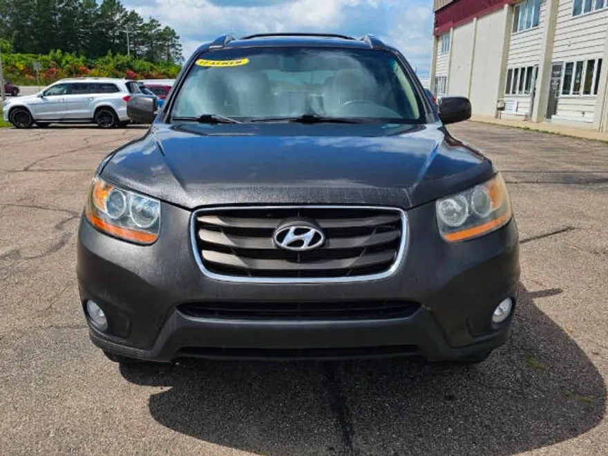 2011 Hyundai Santa Fe Limited photo 1