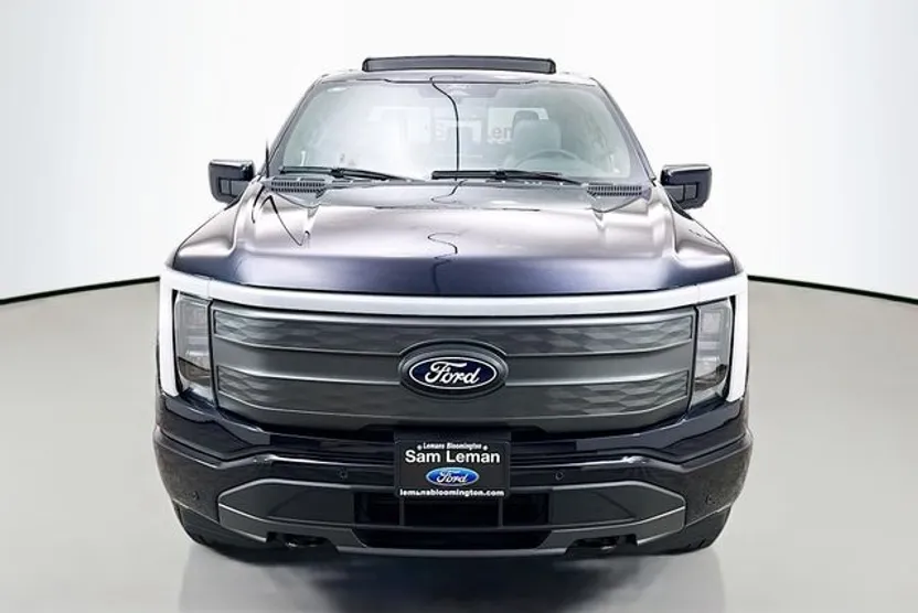 2025 Ford F-150 Lariat photo 1
