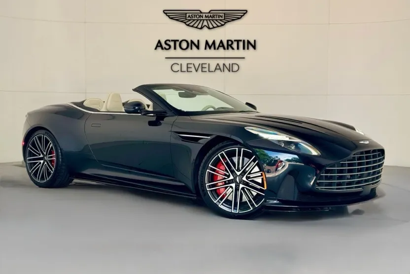2024 Aston Martin DB12 photo 1
