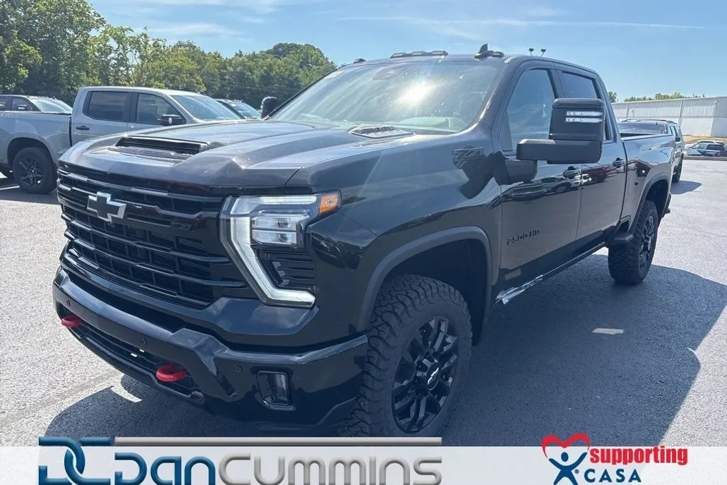 2025 Chevrolet Silverado 2500HD LT photo 1