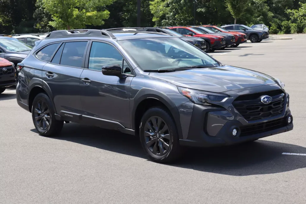 2025 Subaru Outback Onyx Edition photo 1