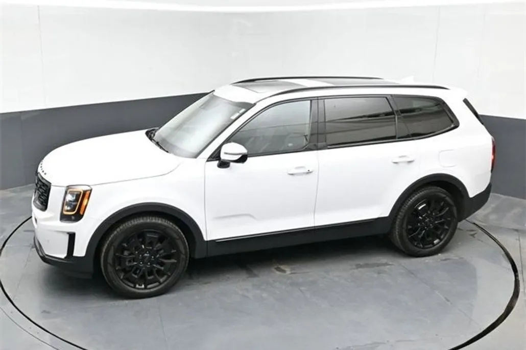 2021 Kia Telluride SX photo 1