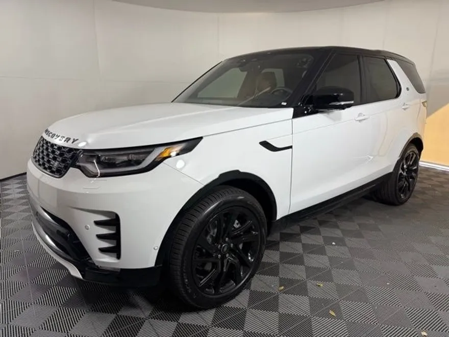 2025 Land Rover Discovery SE photo 1