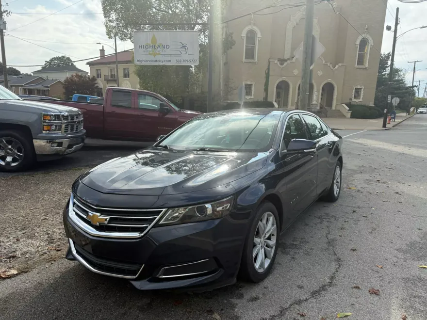 2017 Chevrolet Impala 1LT photo 1