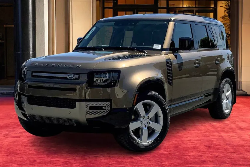 2025 Land Rover Defender 110 X-Dynamic SE photo 1