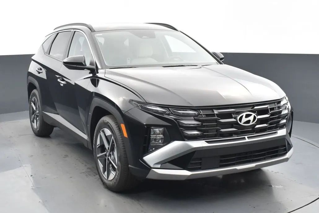 2025 Hyundai Tucson SEL photo 1