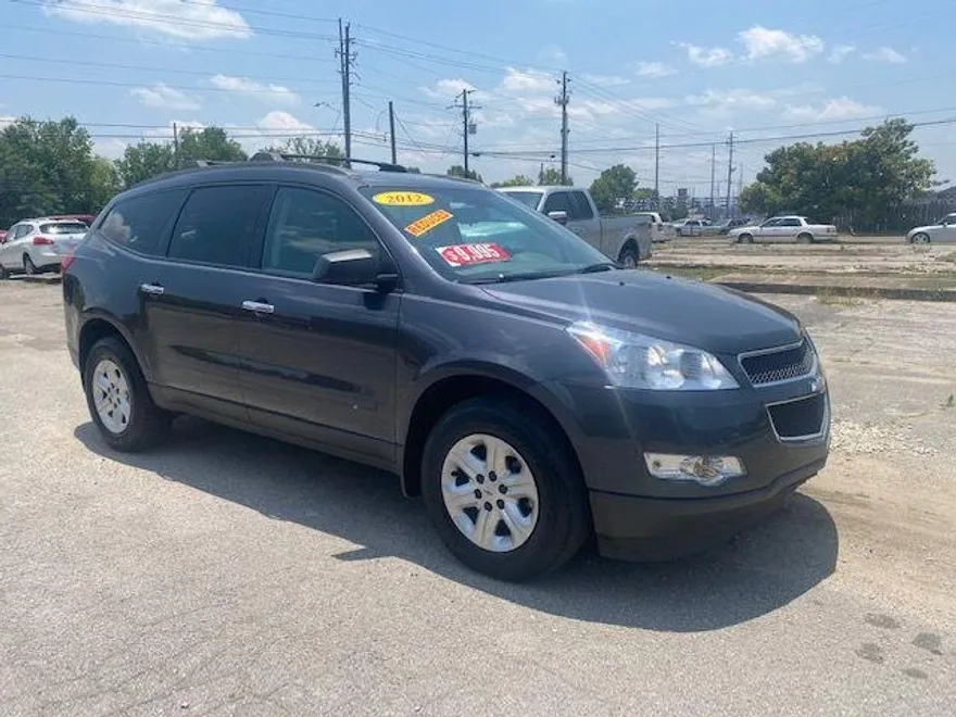 2012 Chevrolet Traverse LS photo 1