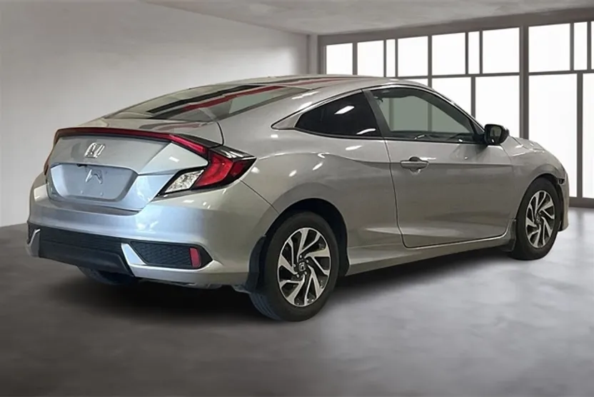 2019 Honda Civic LX photo 1