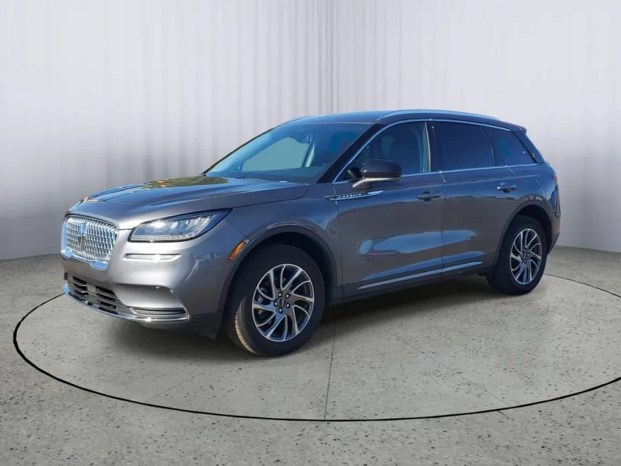 2021 Lincoln Corsair Standard photo 1