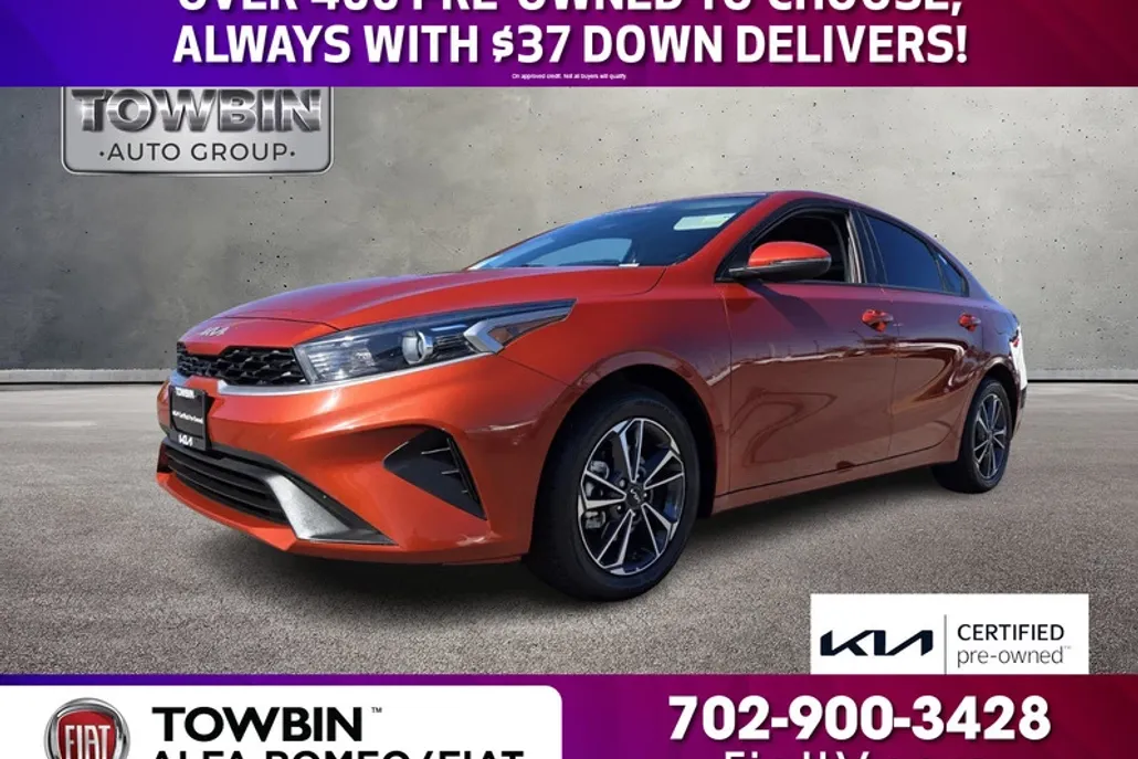 2023 Kia Forte LXS photo 1