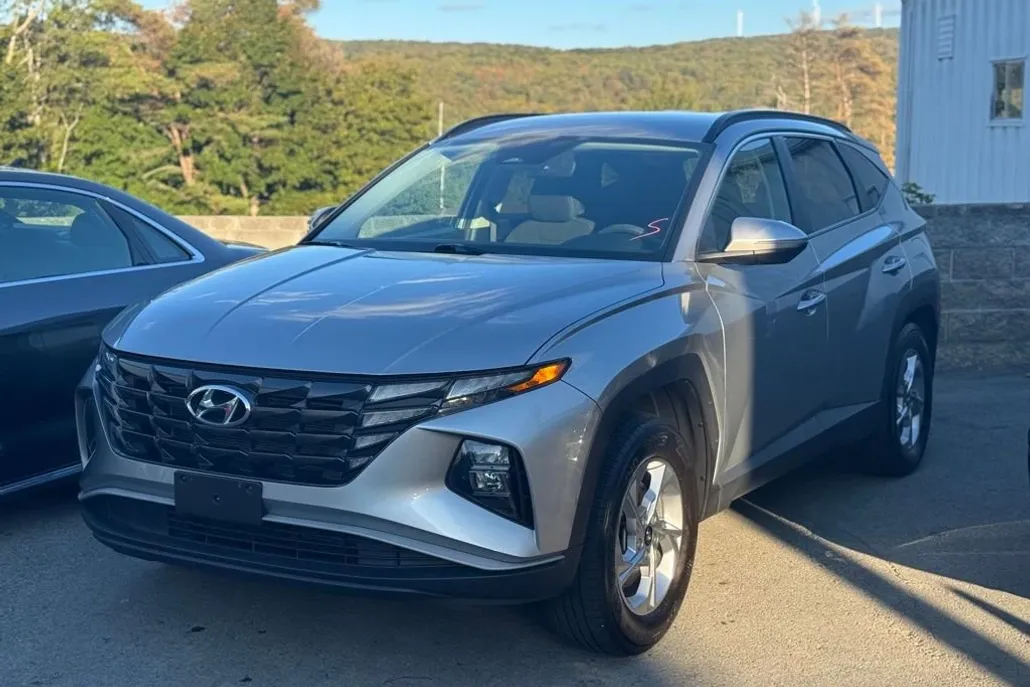 2023 Hyundai Tucson SEL photo 1