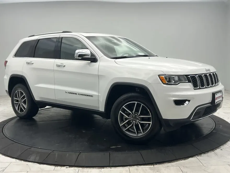 2022 Jeep Cherokee Limited photo 1