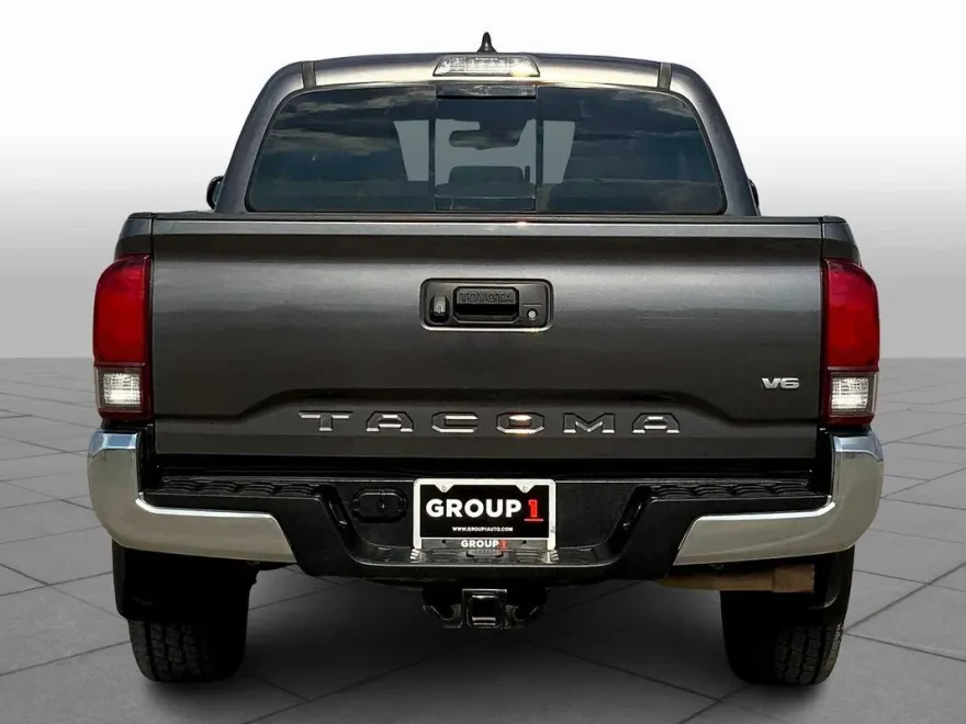 2020 Toyota Tacoma SR5 photo 4