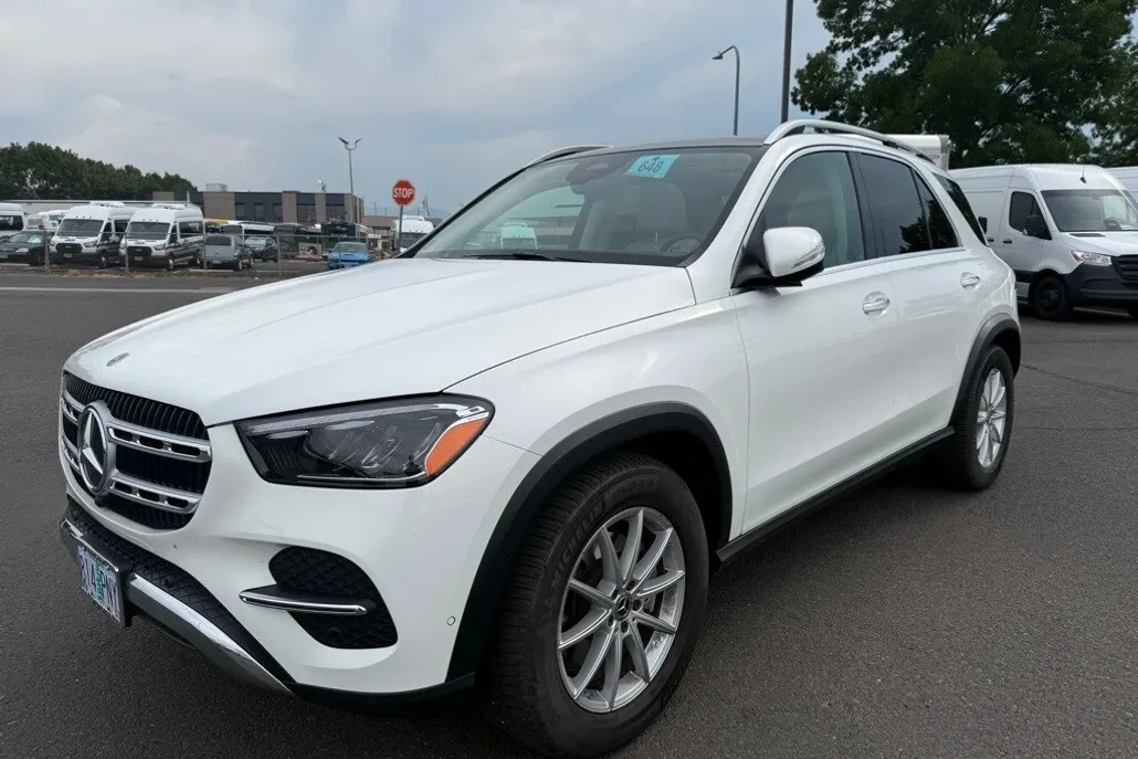 2024 Mercedes Benz GLE 350 4MATIC photo 1