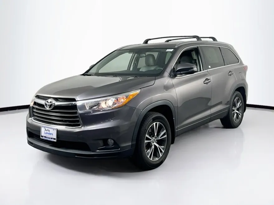 2016 Toyota Highlander XLE photo 1