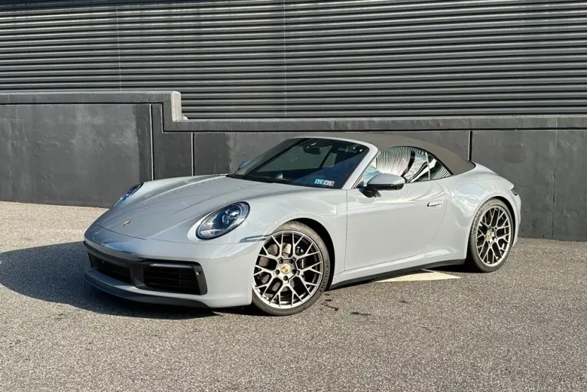 2023 Porsche 911 4 GTS Cabriolet photo 1