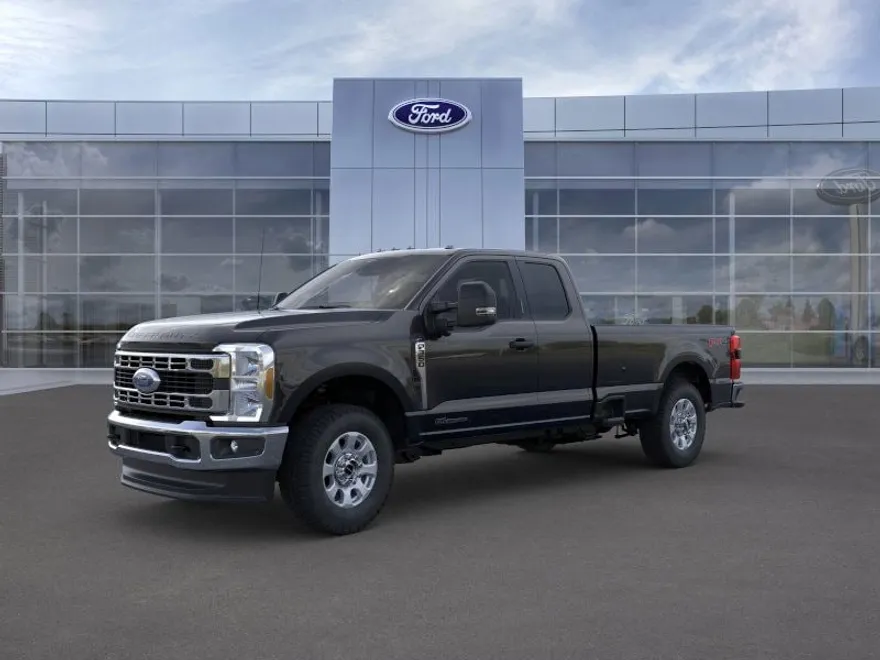 2025 Ford F-350 XLT photo 1