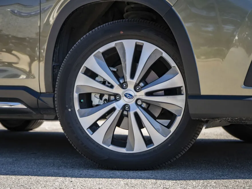 2022 Subaru Ascent Limited photo 1