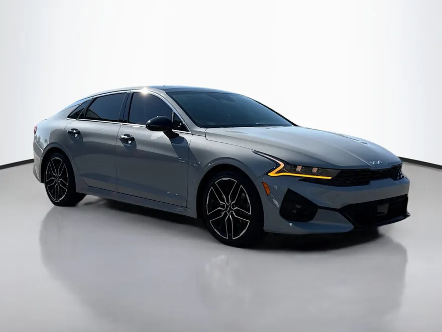 2024 Kia K5 GT photo 1